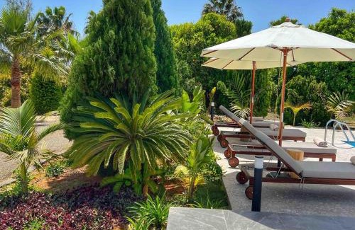 Pegeia Villa | Elegant Cocoon Villa in Coral Bay - Steps from the Beach