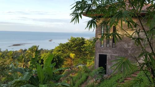 Maret Villa | Relax at COCOON Villa Lamai: Oceanfront Family Retreat