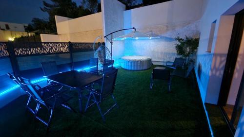 Carnoux-en-Provence Apartment | Relaxing Retreat at LE MUGEL near Cassis Calanques & Spa