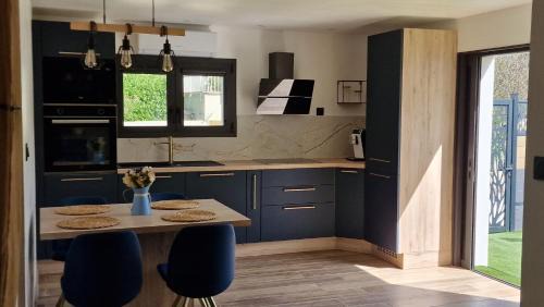 Carnoux-en-Provence Apartment | Relaxing Retreat at LE MUGEL near Cassis Calanques & Spa