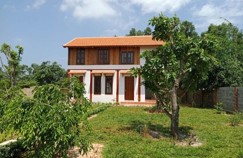 Dat Do Villa | Cozy CocoPalm Villa - Family-Friendly Stay by the Beach