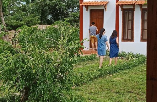Dat Do Villa | Cozy CocoPalm Villa - Family-Friendly Stay by the Beach