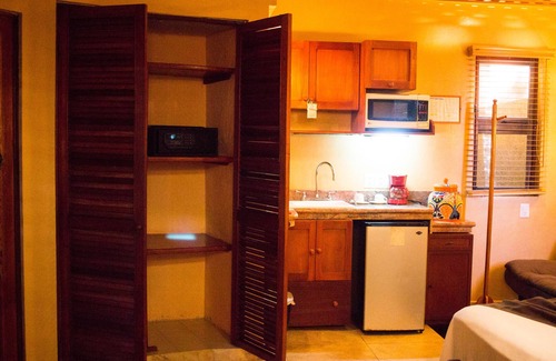 Villa Juarez Hotel | Relax at Cocos Cabañas Playa del Carmen - Adults Only Escape