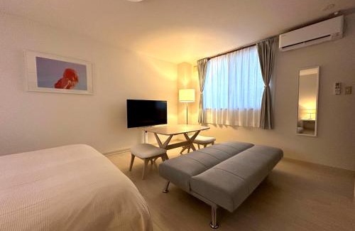 Fukuyama Apartment | COCOSTAY 福山駅前レスタウロアバンティ JR福山駅から徒歩7分の移動に超便利な好立地 Great location 7min walk from JR sta
