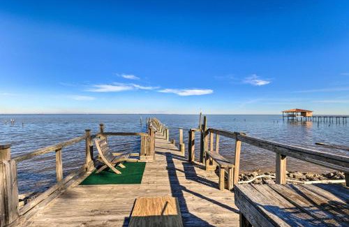 Theodore Apartment | Top-Rated Coden Bay Access Vacation Rental Awaits You!