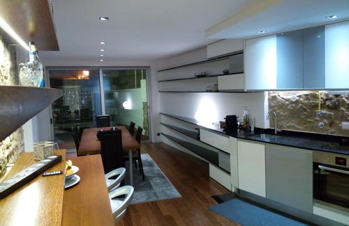 Povoa De Varzim Villa | Codfish House - Top-Rated Retreat Near Porto with Pool