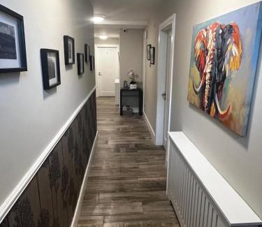 Templemore House | Discover Codladh Sámh: Family-Friendly with Kitchen Access