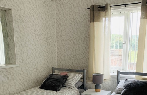 Bryngwran Apartment | ***Coed Bach Studio **** Near Rhosneigr