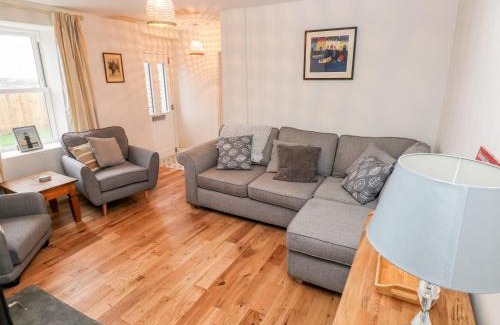 Burry Port House | Experience Coeden Bach: 4-Star, Family & Pet Friendly Stay