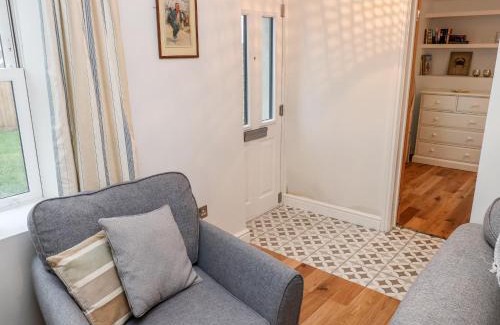 Burry Port House | Experience Coeden Bach: 4-Star, Family & Pet Friendly Stay