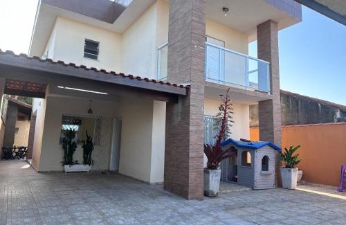 Itanhaem Apartment | Family-Friendly Getaway: Lindo Sobrado with Pool & Kids Area