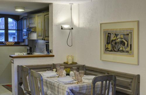 Verrand Apartment | Espoire: Family-Friendly Retreat in Coeur Blanc