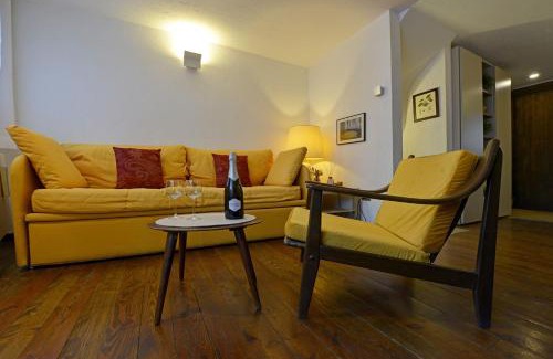 Verrand Apartment | Espoire: Family-Friendly Retreat in Coeur Blanc