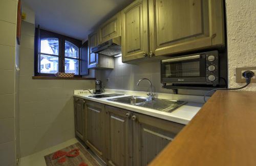 Verrand Apartment | Espoire: Family-Friendly Retreat in Coeur Blanc