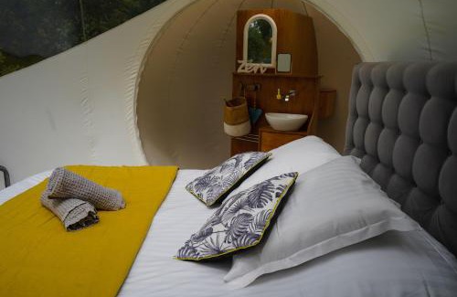 Cahuzac-sur-Vere House | Elegant Coeur de bull' - 4-Star Stay with Breakfast Included