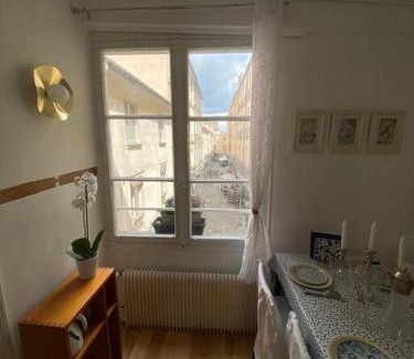 Notre-Dame Apartment | Charming Coeur de Versailles Notre Dame - Family-Friendly Stay