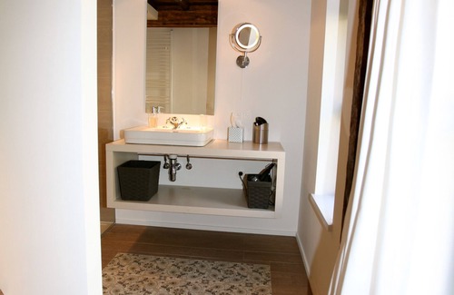 Quartier du Sablon - Zavelwijk House | Coeur Sablon - Suite 2: Enjoy Complimentary Breakfast