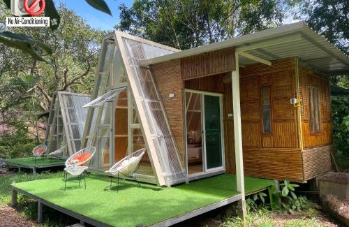 Ranong Cabin | Pet-Friendly Coffee and Resort with Breakfast & Dining