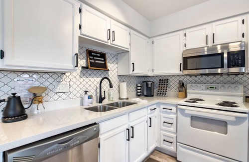 Mesa Grande House | Pet-Friendly Retreat Near Cubs Spring Training & Ocean Views