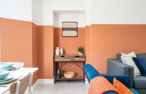 Newport Apartment | Cohost Partners | Stylish 1Br with Family & Pet Amenities