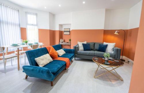 Newport Apartment | Cohost Partners | Stylish 1Br with Family & Pet Amenities