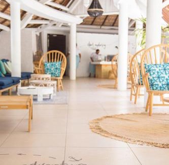 Bain Boeuf Resort | Discover Coin de Mire Attitude: Oceanfront Relaxation Awaits