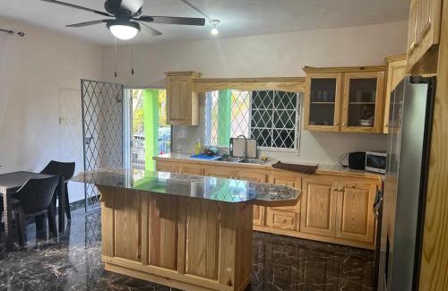 Mandeville Apartment | Coke Sixteen Guest Vacation Home