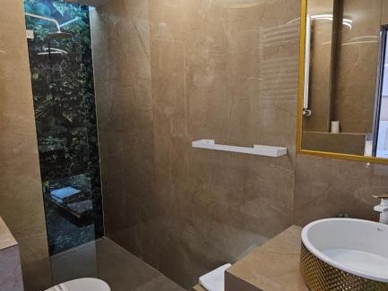 Resita Bed & Breakfast | Cozy Stay at Colț de Rai Reşița with Hot Tub Access