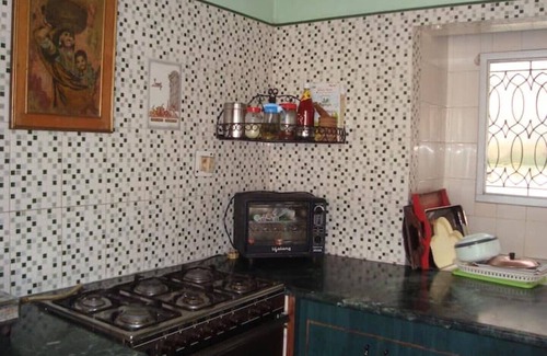 Agra House | Cozy Family Stay at Col Sharma's Homestay with Kitchen