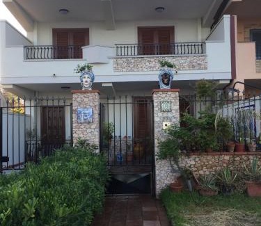 Santa Teresa di Riva Bed & Breakfast | Unforgettable Colapesce: Oceanfront & Pet-Friendly Escape