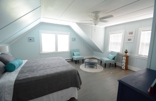 Searsport House | Oceanfront Bliss at Colcord Cottage - Guest Rated 10/10