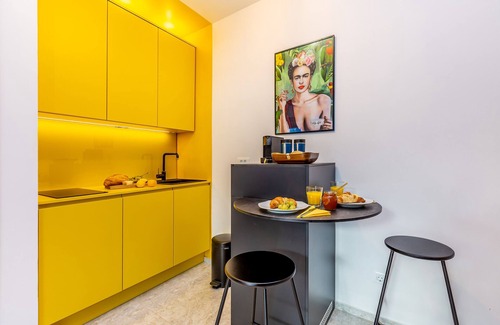 Pjescana Uvala Apartment | Pet-Friendly COLIBRI Design Apartment with Ocean View