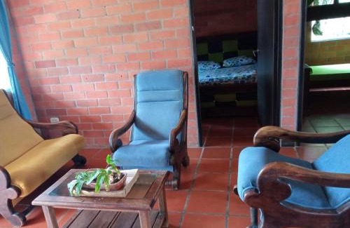 Lebrija House | Pet-Friendly Getaway at Colina Real, Lebrija Santander