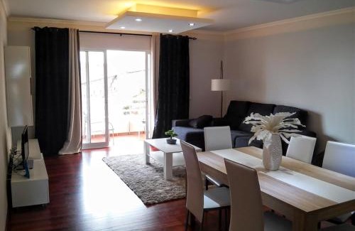 Sao Martinho Apartment | Oceanfront Apartment Lido - 4-Star Stay with Perfect Ratings