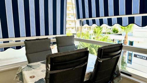 El Albir Apartment | Exceptional Coliseo Albir Beach: Poolside Bliss Awaits