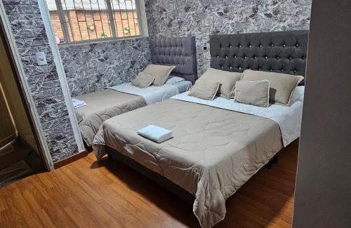 Campin Bed & Breakfast | Family-Friendly Retreat at Colisseum Roma - El Cubo Movistar