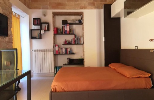 Chieti Apartment | Cozy Colle di Minerva: Pet-Friendly Stay with Breakfast
