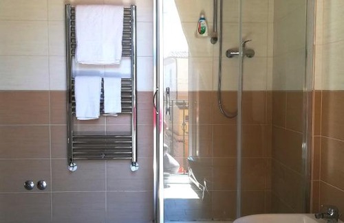 Chieti Apartment | Cozy Colle di Minerva: Pet-Friendly Stay with Breakfast