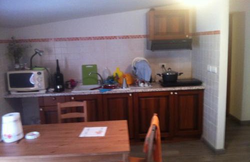 Moscosi House | Discover Colle Sul Lago: Pet-Friendly Retreat with Ocean Views