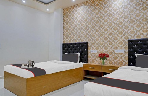 Sarnath Hotel | Welcoming Collection O 90327 US In: Ideal for Families