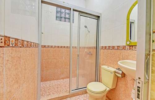 Cilacap Hotel | Budget-Friendly Stay at Collection O 91489 Hotel Tanjung Permata