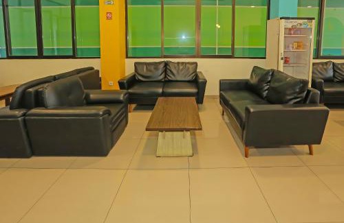 Gambir Hotel | Budget-Friendly Stay at OYO Collection Hotel Fiducia Kaji