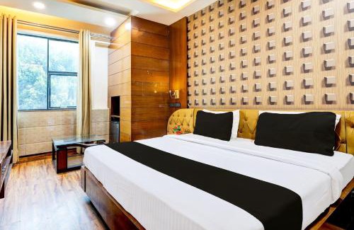 Kochi Hotel | Collection O Ashoka chowk formerly Hotel Saffron