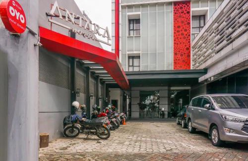 Gambir Hotel | Budget-Friendly Stay at OYO Hotel Antara with Family Amenities