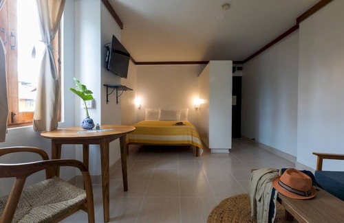 Bang Kho Laem Hotel | Discover Howard Square Boutique Hotel with Family-Friendly Amenities