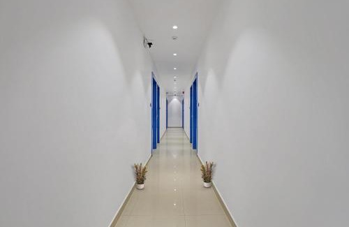 Surat Hotel | Comfortable Stay at Collection O Hotel Leo Palace