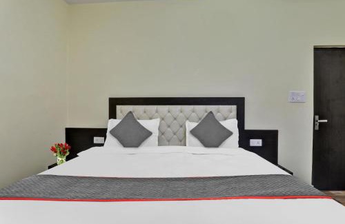 Mohangarh Hotel | Family-Friendly 4-Star Stay at Collection O Hotel Starfield