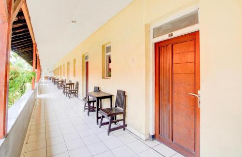 Pekalongan Hotel | Collection O Stasiun Pekalongan Near Stasiun Kereta Api Formerly Hotel Indah