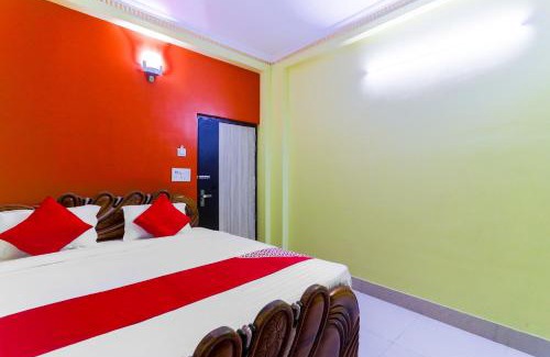 Berhampore Hotel | Budget-Friendly Stay at Collection O The King with Breakfast