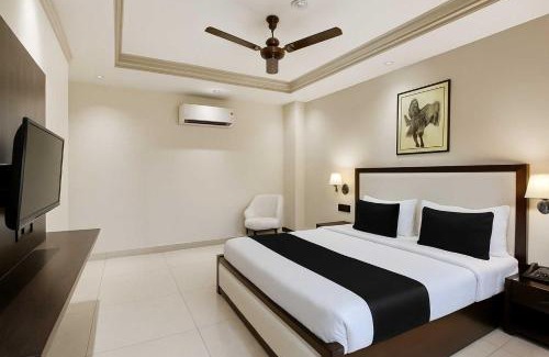 Udyog Vihar Hotel | Collection O The NorthCap University